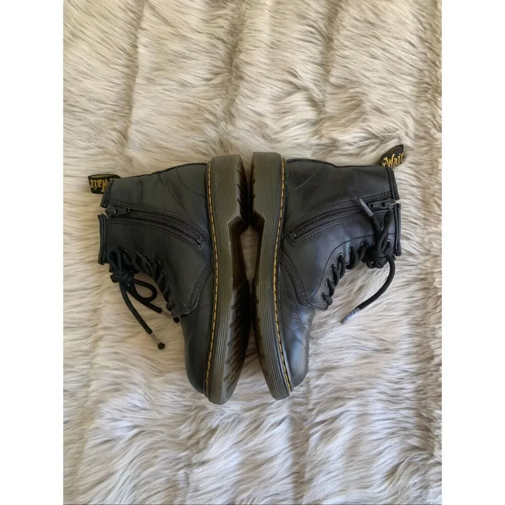 Dr. MARTENS 1460 J BLACK BOOTS Little Girl Size 2